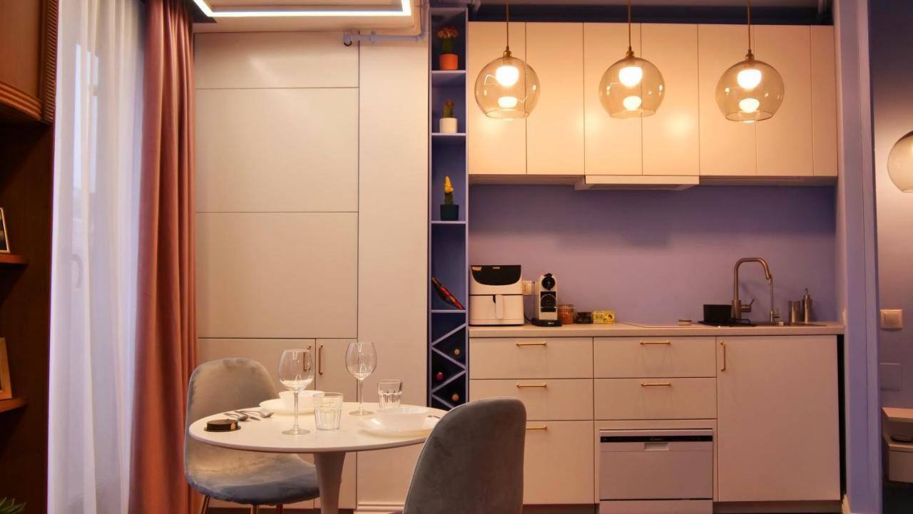 Downtown Italian Studio Bucharest Luaran gambar