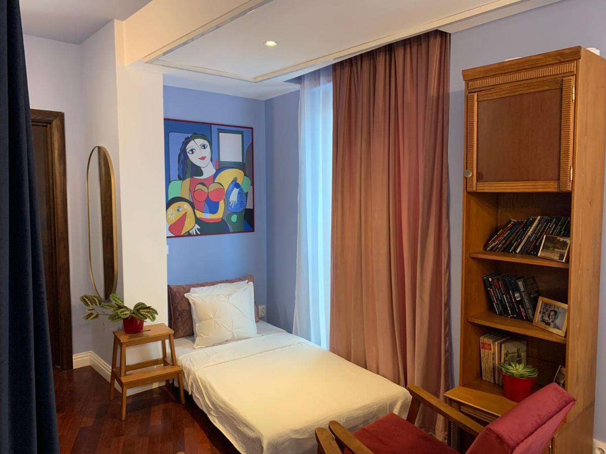 Downtown Italian Studio Bucharest Luaran gambar